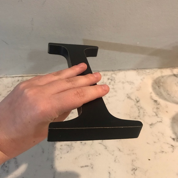 Decorative wooden “I” - Picture 6 of 6